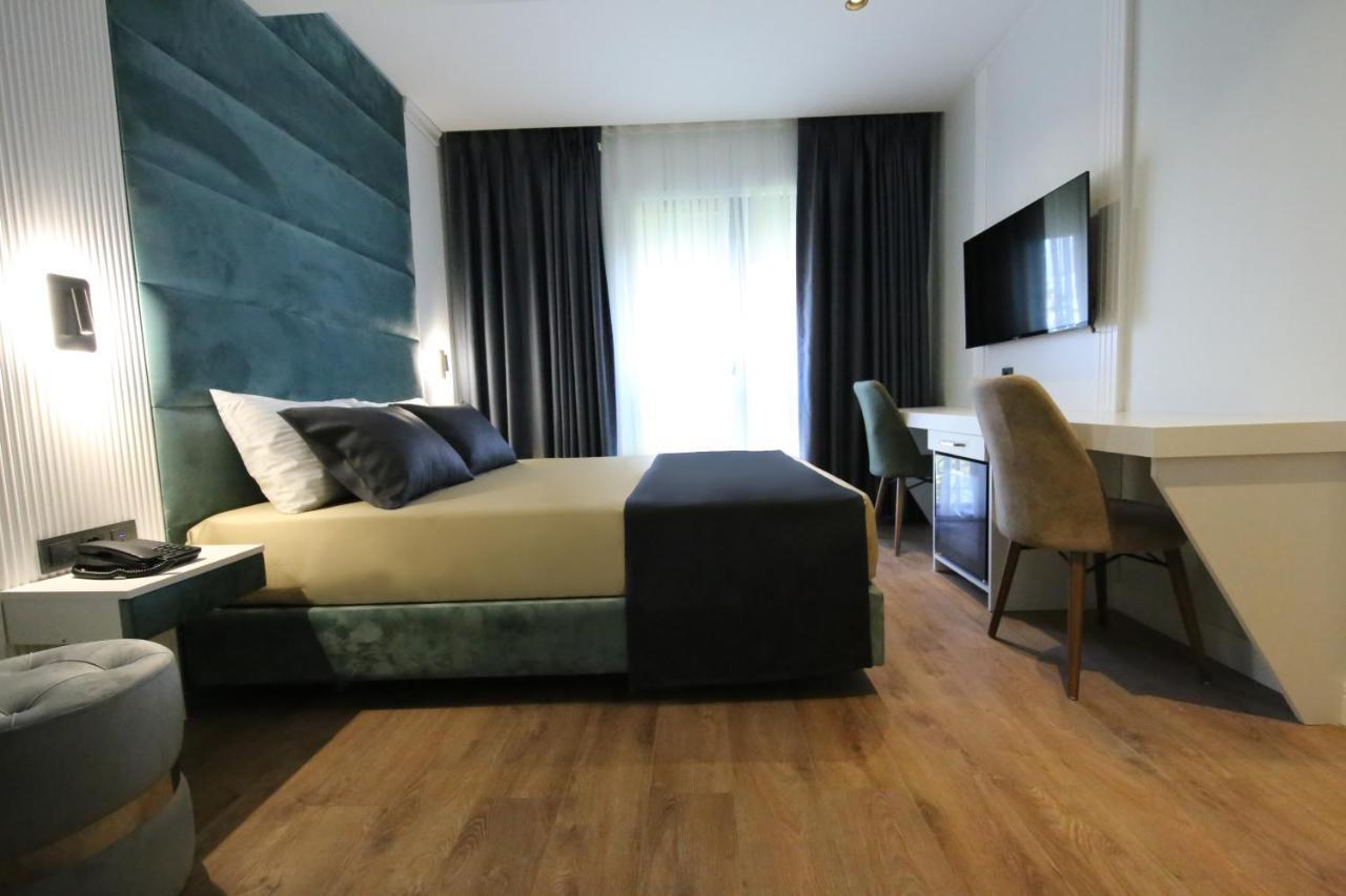 Axu Airport Hotel Arnavutkoy Eksteriør bilde A room at the hotel
